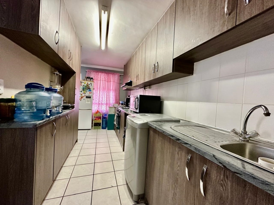 2 Bedroom Property for Sale in Bardale Village Western Cape